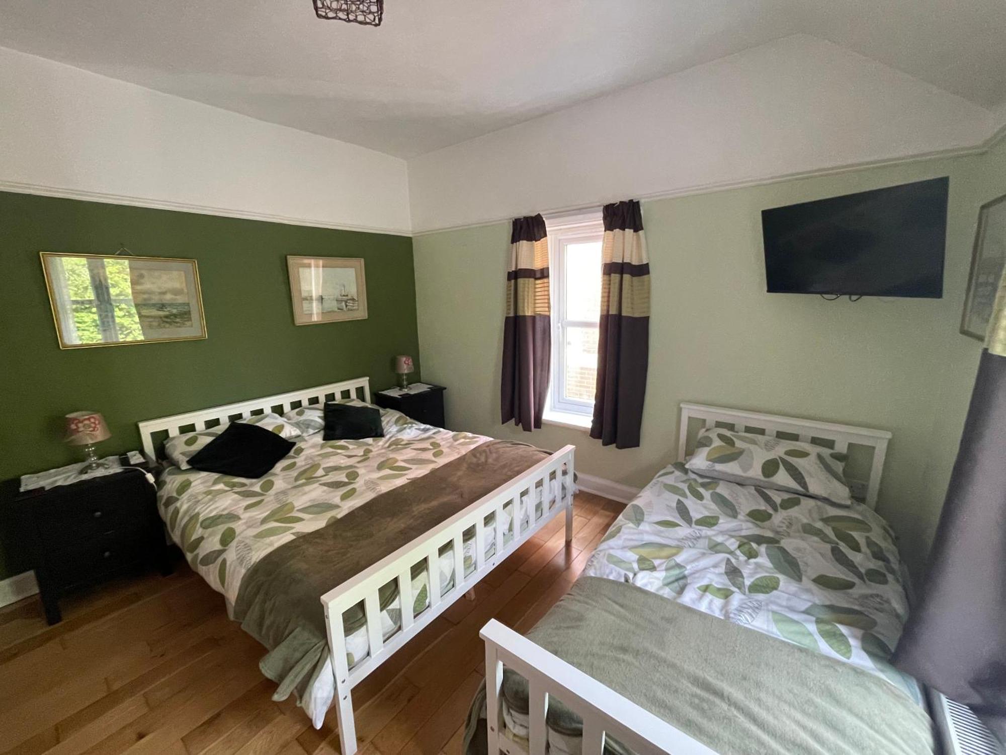 Twyford Homestay B&B ランドリンドッド・ウェルズ エクステリア 写真