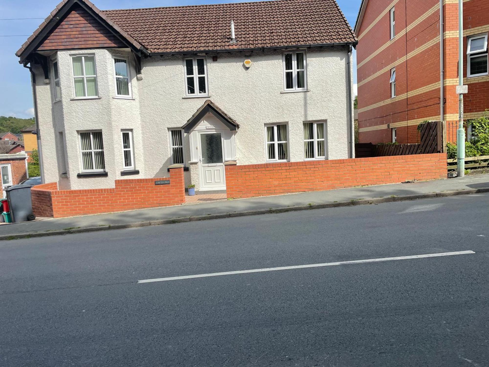 Twyford Homestay B&B ランドリンドッド・ウェルズ エクステリア 写真
